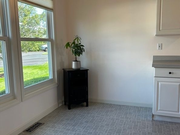 37 Bay Pointe Dr Ext 37, Wareham MA 02532