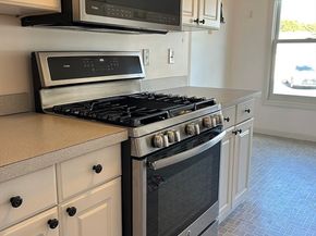 37 Bay Pointe Dr Ext 37, Wareham MA 02532