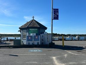 37 Bay Pointe Dr Ext 37, Wareham MA 02532