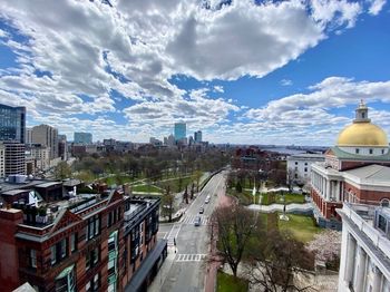 21 Beacon St