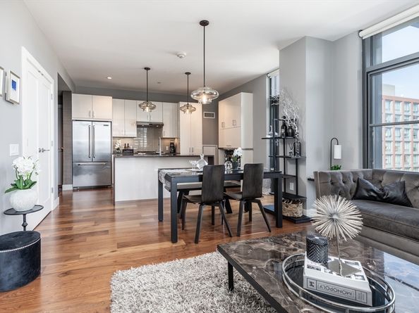 32 Traveler St 510, Boston MA 02118