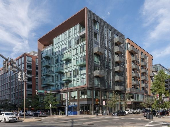 32 Traveler St 510, Boston MA 02118
