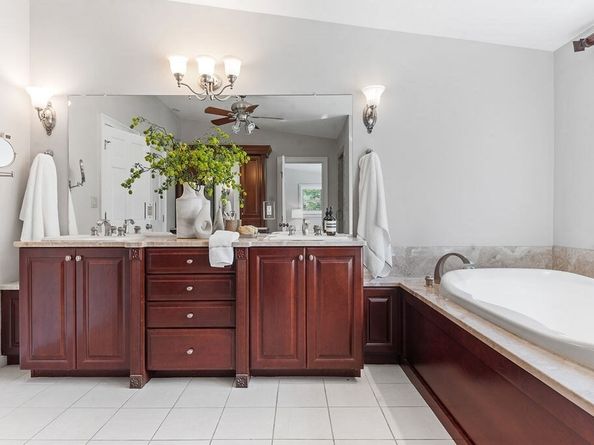 10 Stop River Rd, Norfolk MA 02056