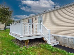 6 Maddison Way 6, West Bridgewater MA 02379