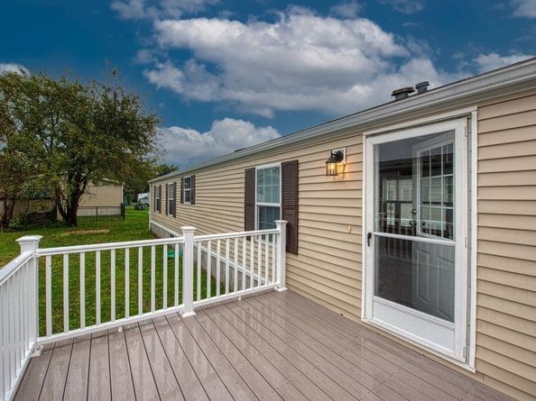 6 Maddison Way 6, West Bridgewater MA 02379