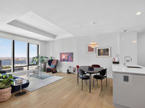 135 Seaport Blvd 2001, Boston MA 02210