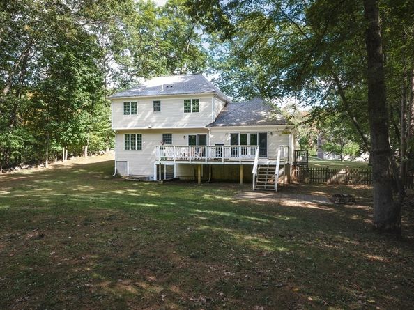 6 Parker River Dr, Newbury MA 01922