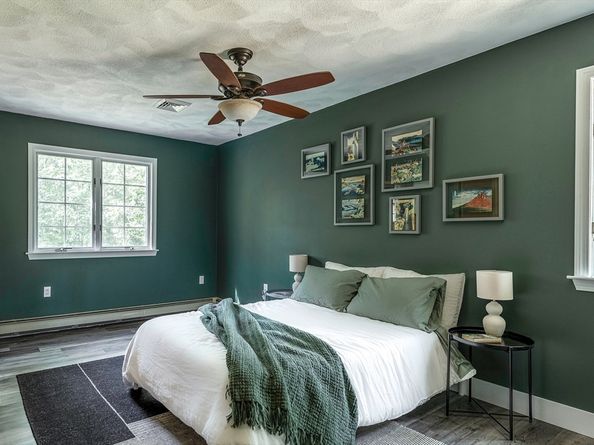 6 Parker River Dr, Newbury MA 01922