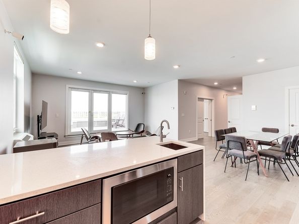 2 Cliveden St 601E, Quincy MA 02169