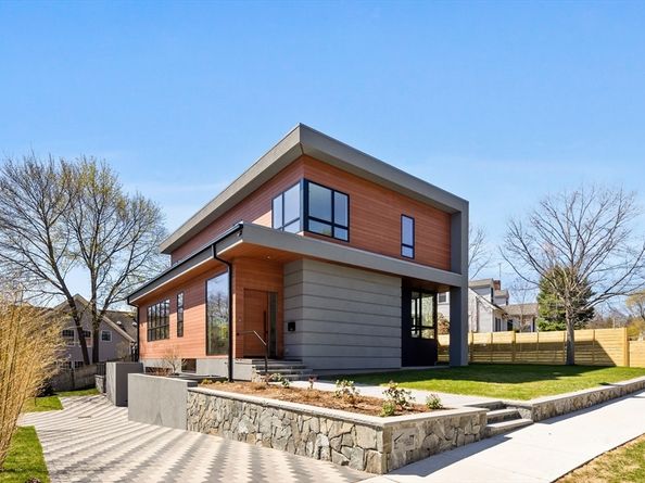 90 Auburndale Ave., Newton MA 02465
