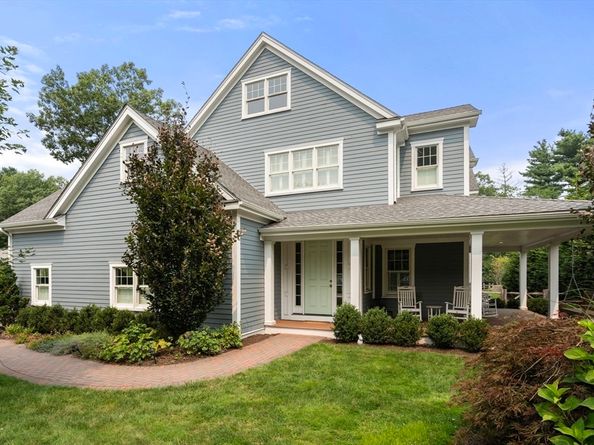 8 Normandie Rd, Dover MA 02030