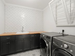 8 Normandie Rd, Dover MA 02030