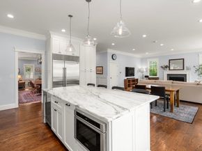 8 Normandie Rd, Dover MA 02030