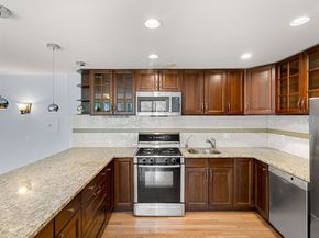6 Juniper St 16, Brookline MA 02445