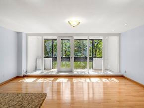 6 Juniper St 16, Brookline MA 02445