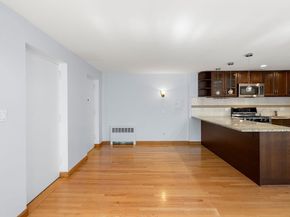 6 Juniper St 16, Brookline MA 02445