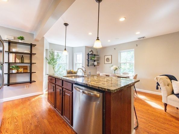 137-139 Thorndike St 2, Arlington MA 02474