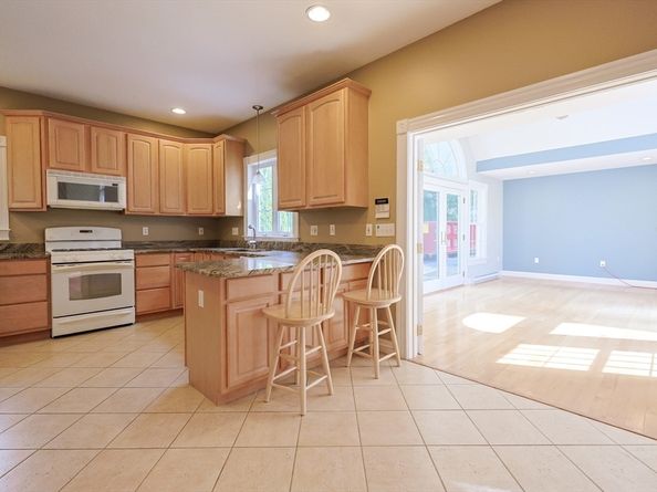 9 Hillside Avenue, Milford MA 01757
