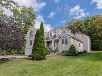 9 Hillside Avenue