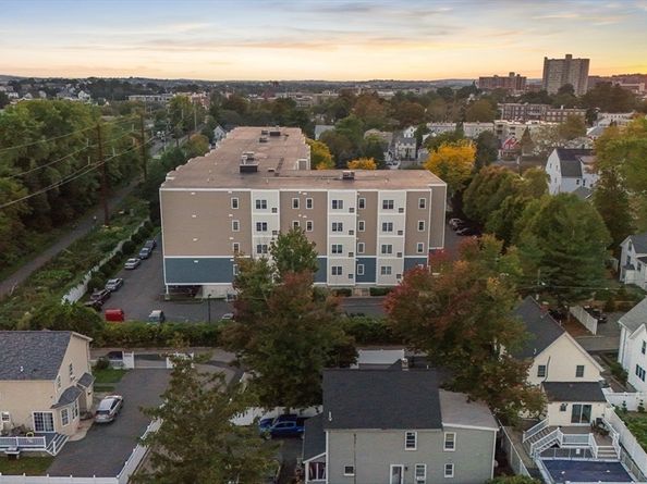 30 Franklin St 105, Malden MA 02148