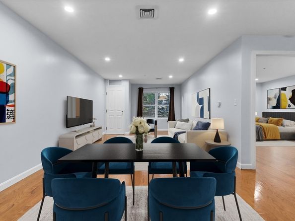 30 Franklin St 105, Malden MA 02148