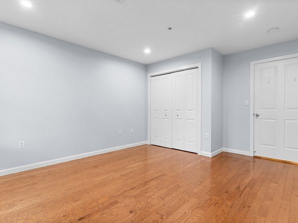 30 Franklin St 105, Malden MA 02148