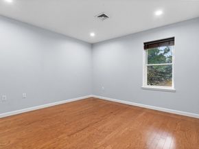 30 Franklin St 105, Malden MA 02148