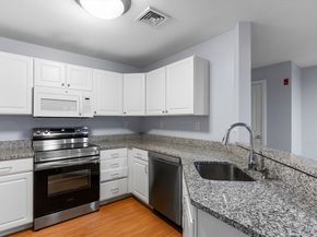 30 Franklin St 105, Malden MA 02148