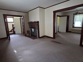 33 Carlisle St, Worcester MA 01602