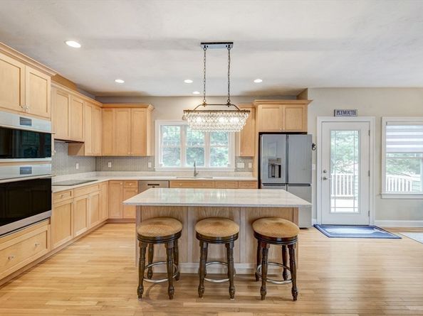 17 Aberdeen 17, Plymouth MA 02360