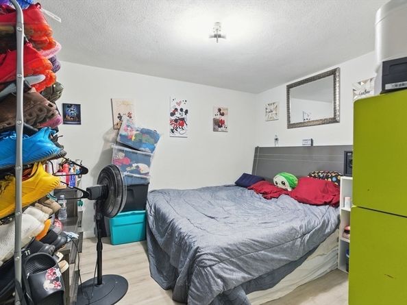 25 Union St, Leominster MA 01453