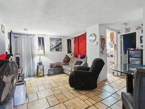 25 Union St, Leominster MA 01453