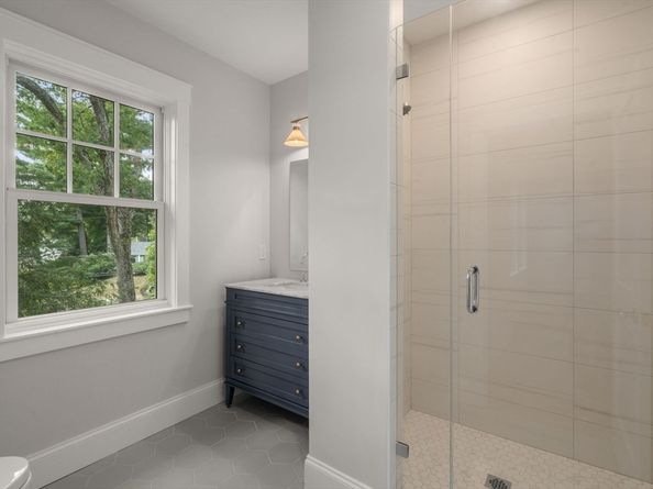 19 Northgate Road, Wellesley MA 02481