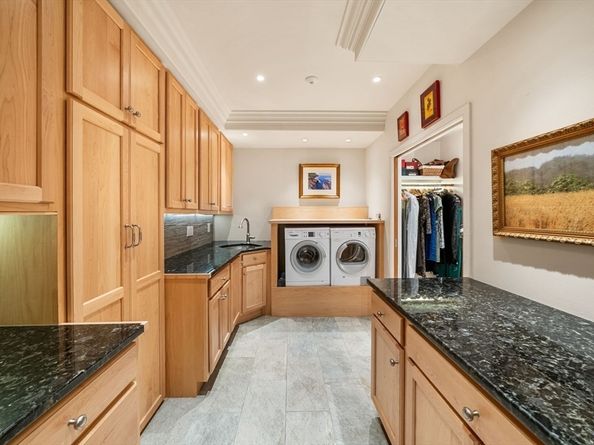 28-32 Atlantic Ave 436, Boston MA 02110