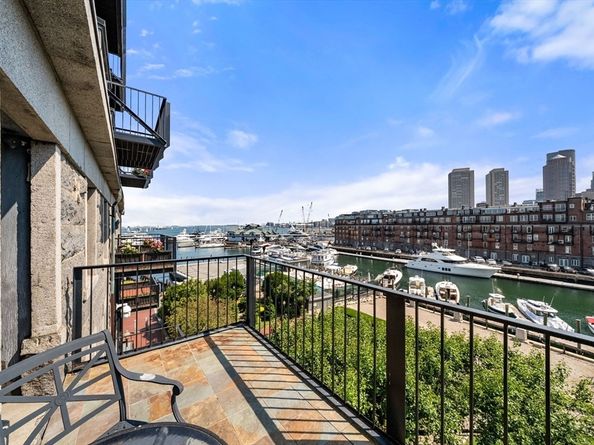 28-32 Atlantic Ave 436, Boston MA 02110
