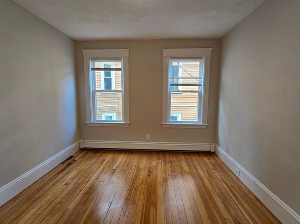 8-10 Chatham St 4, Cambridge MA 02139