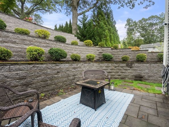 577 Baker Street 577, Boston MA 02132