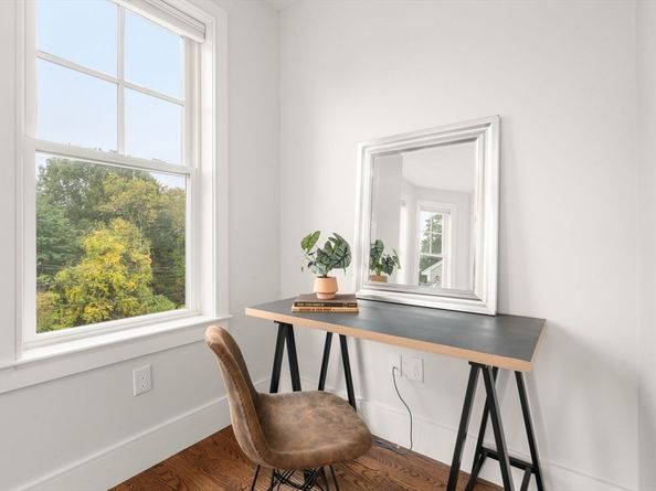577 Baker Street 577, Boston MA 02132