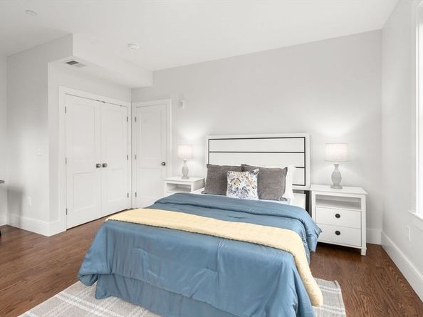 577 Baker Street 577, Boston MA 02132