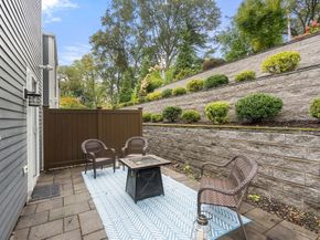 577 Baker Street 577, Boston MA 02132