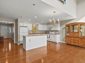 83 Hillside Village Drive 83, West Boylston MA 01583