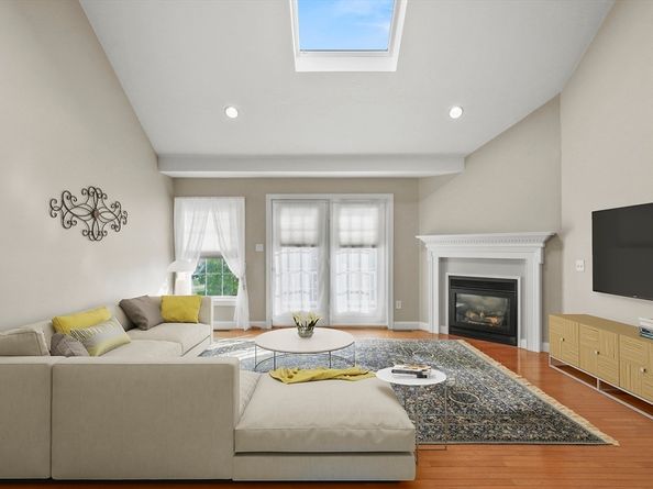 83 Hillside Village Drive 83, West Boylston MA 01583