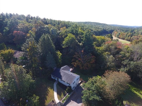 8 Blueberry Lane, Sturbridge MA 01566