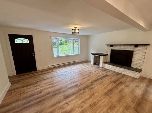 8 Blueberry Lane, Sturbridge MA 01566