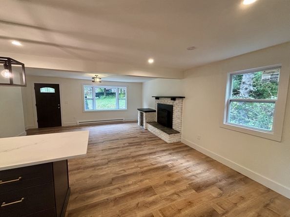 8 Blueberry Lane, Sturbridge MA 01566