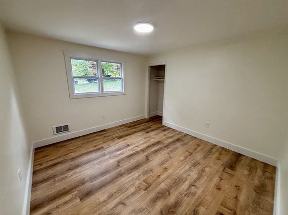 8 Blueberry Lane, Sturbridge MA 01566