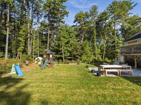 17 Pond Edge Trl, Wareham MA 02571