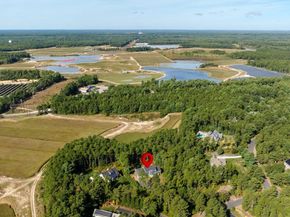 17 Pond Edge Trl, Wareham MA 02571