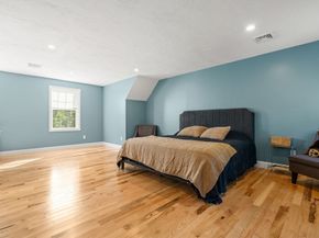 17 Pond Edge Trl, Wareham MA 02571