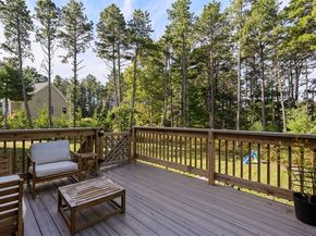 17 Pond Edge Trl, Wareham MA 02571